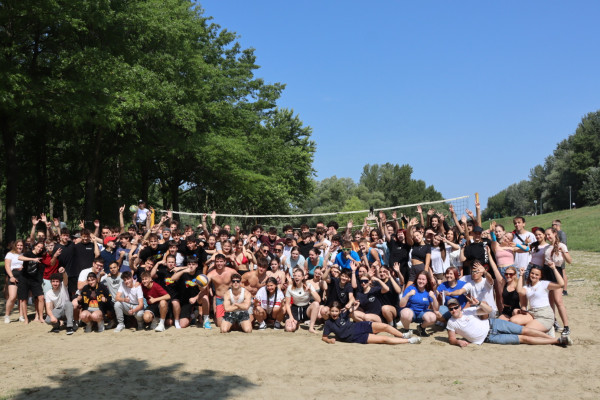 Sikeres röplabdakupa a Győr LEO Club szervezésében