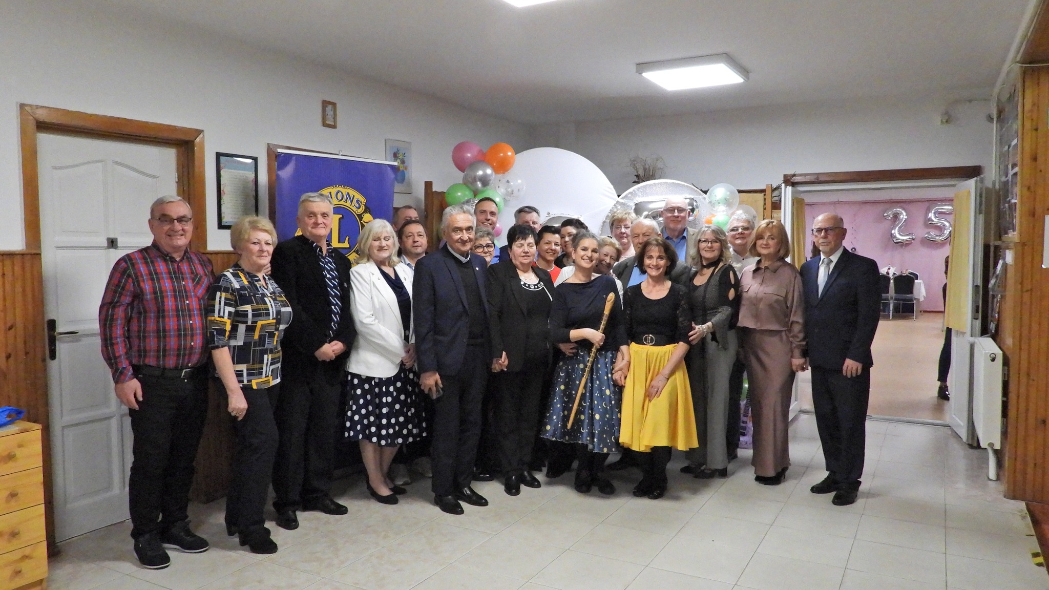 Jeles került a Lions-bizonyítványba a nyíregyházi retro bálban